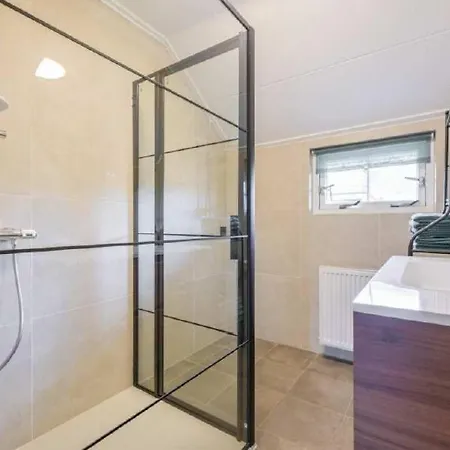 Holiday home Royal Veluwe Putten